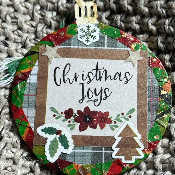 A set of (4) new 2.75x2.75” handmade unique wooden Xmas Tree Ornaments $32 - Picture 15 of 16